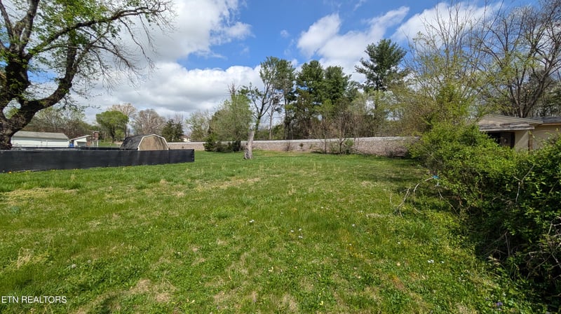 5110 Fennel Rd, Knoxville, TN 37912