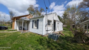 5110 Fennel Rd, Knoxville, TN 37912