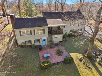 5111 E Sunset Rd, Knoxville, TN 37914