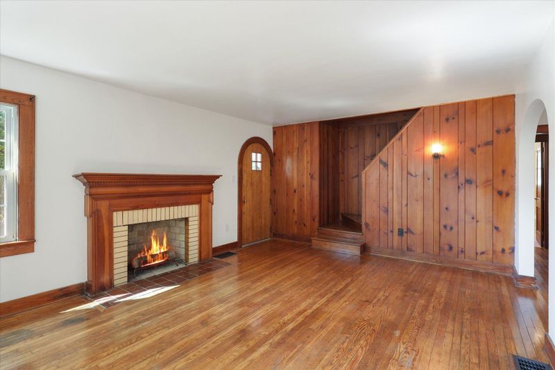5112 Holston Dr, Knoxville, TN 37914