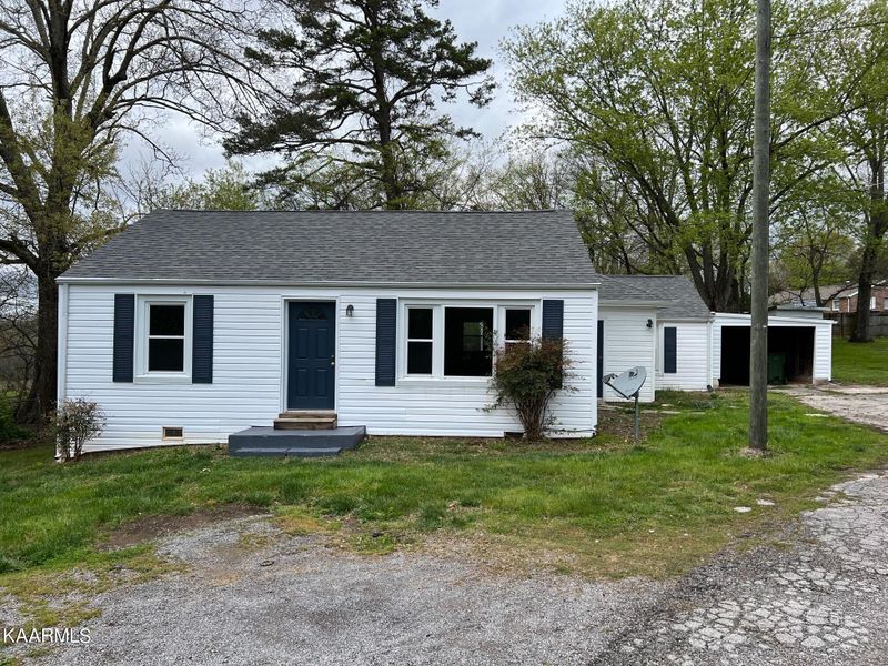 5113 E Emory Rd, Knoxville, TN 37938