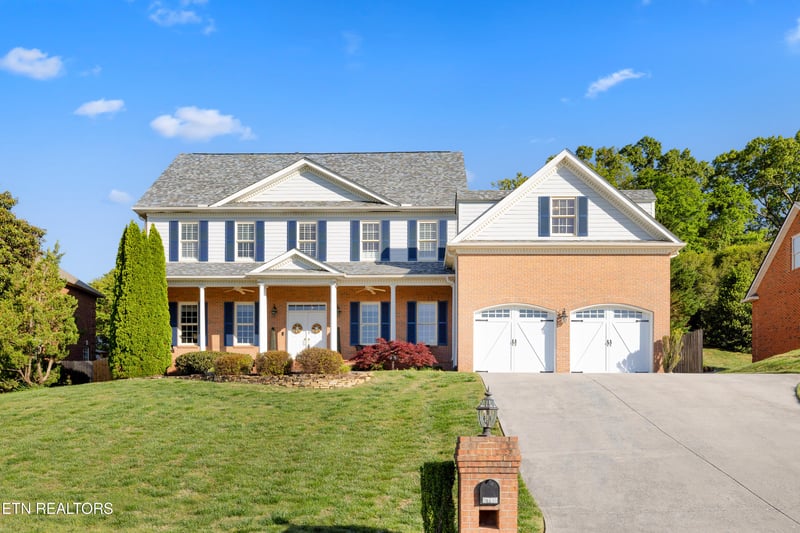 5113 Gouffon Rd, Knoxville, TN 37918