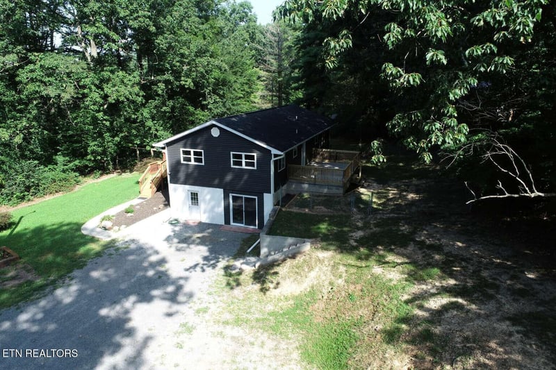 5116 Fort Sumter Rd, Knoxville, TN 37938