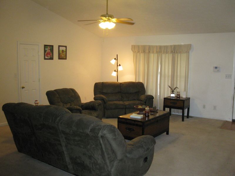 5116 Morganton Rd, Greenback, TN 37742