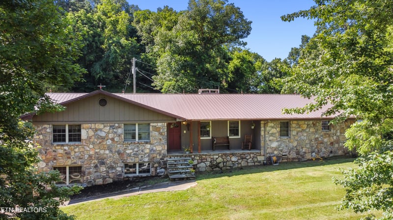 5117 Calderwood Hwy, Tallassee, TN 37878