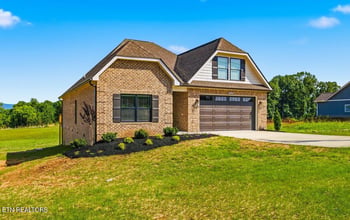 5117 Gregory Rd, Greenback, TN 37742