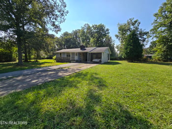 5118 Pawnee Rd, Crossville, TN 38572