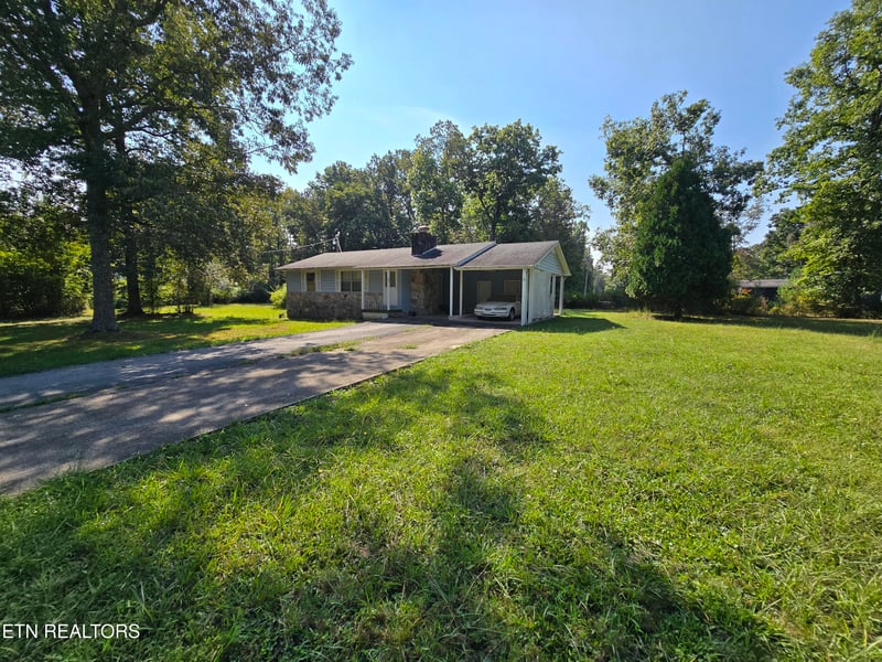 5118 Pawnee Rd, Crossville, TN 38572
