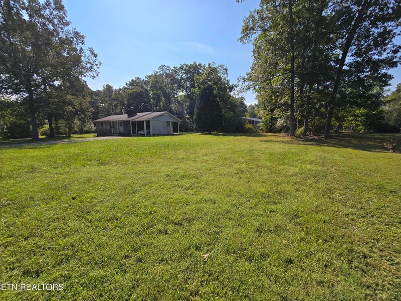 5118 Pawnee Rd, Crossville, TN 38572