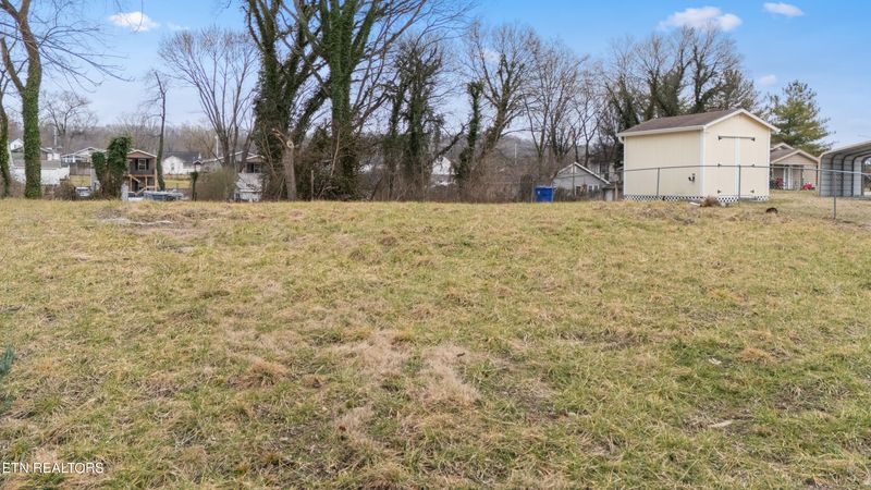 512 Carlock St, Clinton, TN 37716