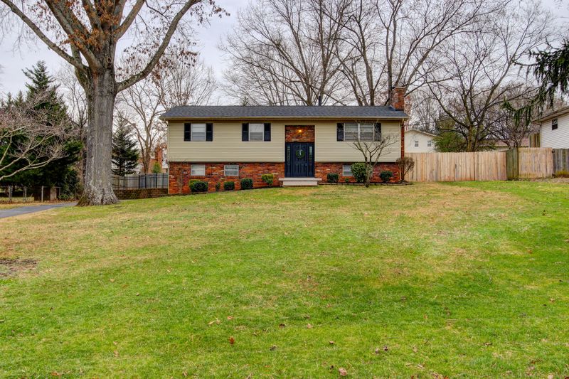 512 Hardwicke Dr, Knoxville, TN 37923