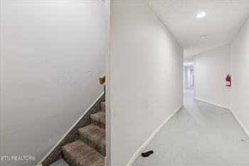 512 N Roane St, Harriman, TN 37748