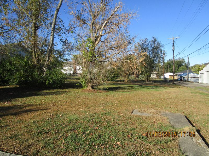 512 Ninth St, Etowah, TN 37331