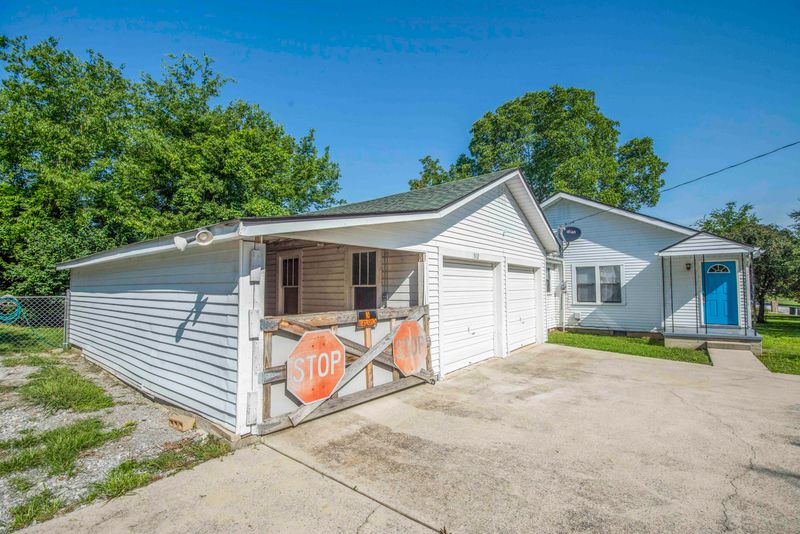 512 Paint Rock Ferry Rd, Kingston, TN 37763