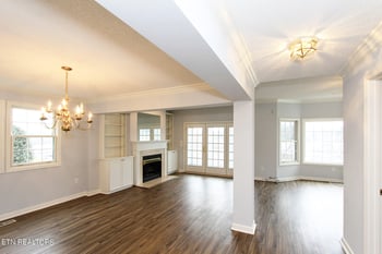 512 Riverfront Way, Knoxville, TN 37915