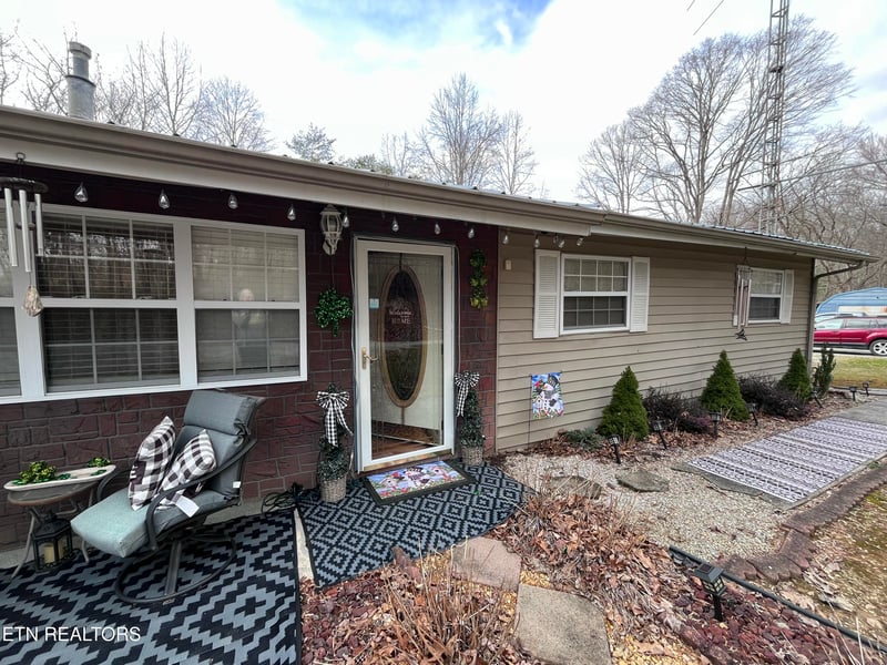 512 Widows Ln, Pioneer, TN 37847