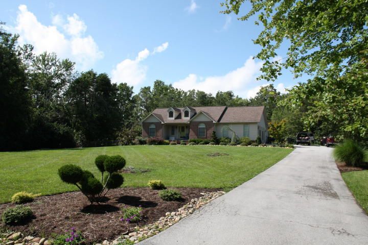 512 Wilson Ln, Crossville, TN 38555