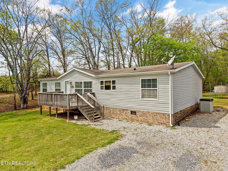 5121 Green Rd, Maryville, TN 37804