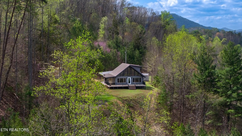 5121 Highway 360, Tellico Plains, TN 37385