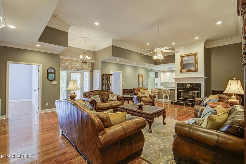 5121 Kohlmier Rd, Knoxville, TN 37912