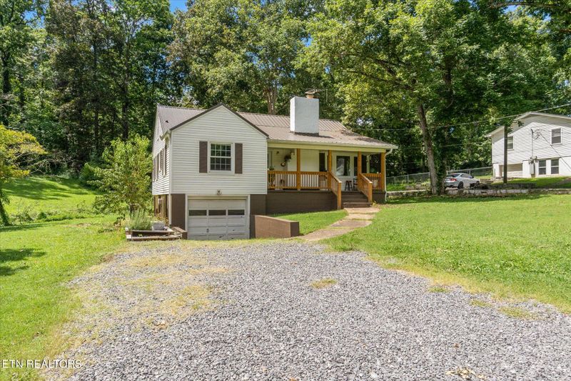 5121 Webber Rd, Knoxville, TN 37920
