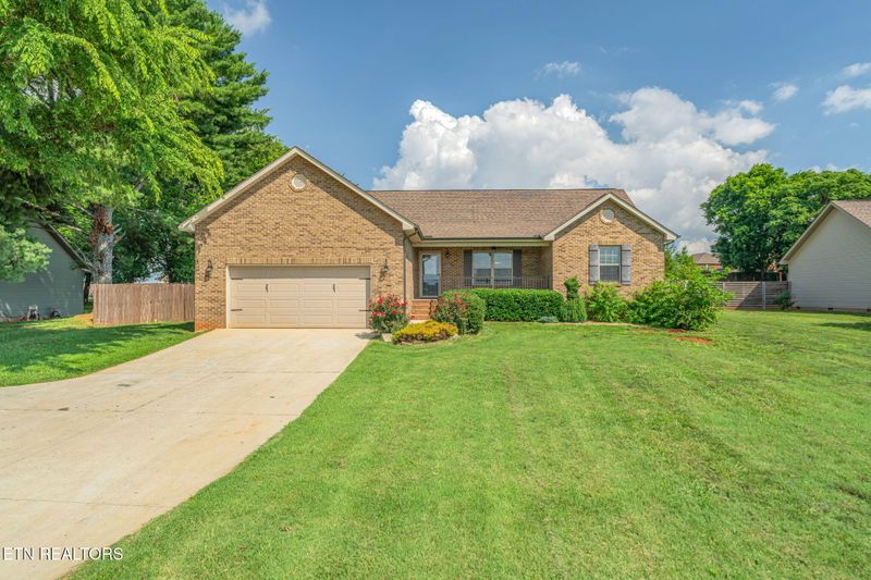 5126 Gregory Rd, Greenback, TN 37742