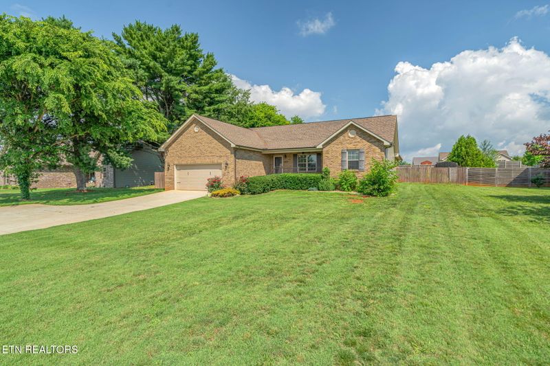 5126 Gregory Rd, Greenback, TN 37742