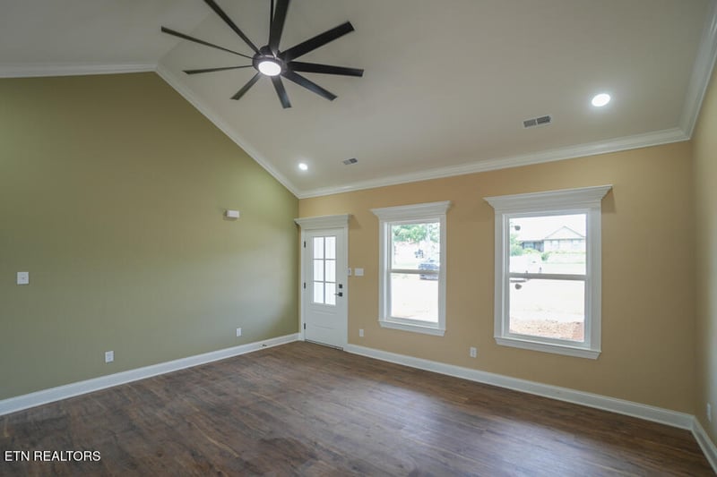 5129 Gregory Rd, Greenback, TN 37742