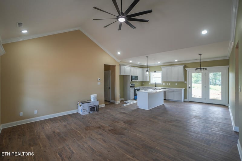 5129 Gregory Rd, Greenback, TN 37742