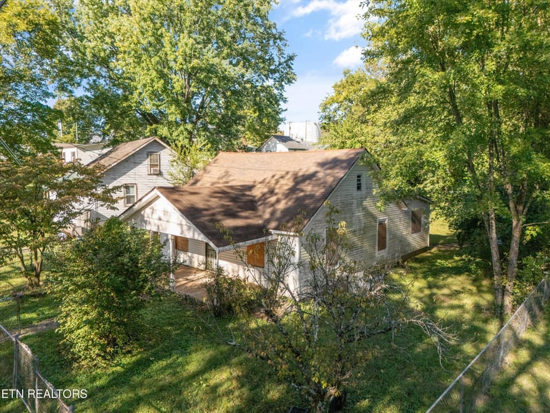 5129 Tenwood Dr, Knoxville, TN 37921