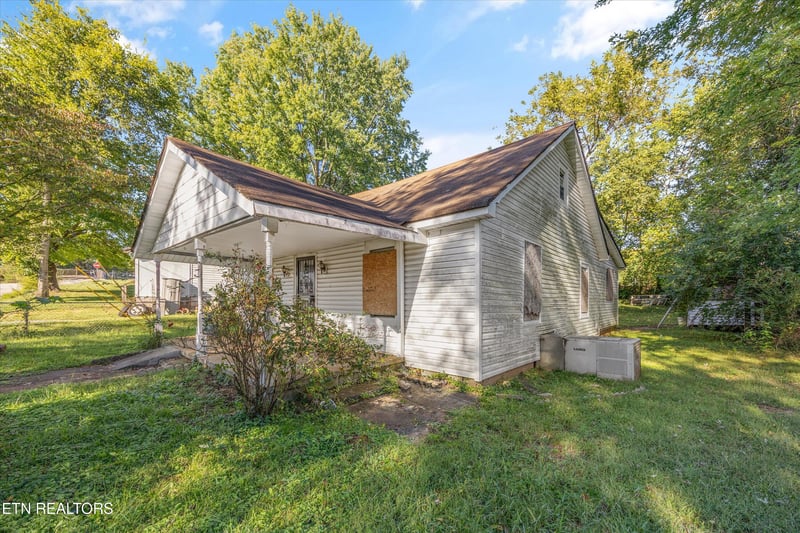 5129 Tenwood Dr, Knoxville, TN 37921