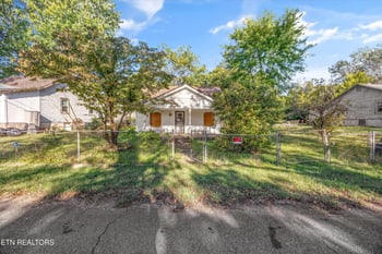5129 Tenwood Dr, Knoxville, TN 37921