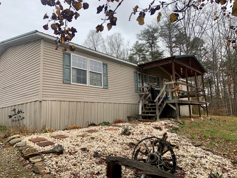 513 Bull Run Rd, Luttrell, TN 37779
