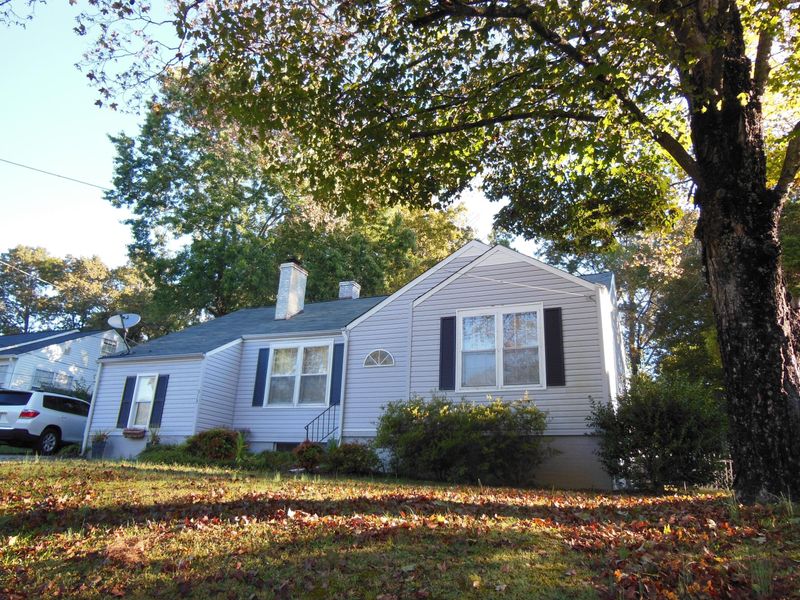513 Guille St, Athens, TN 37303