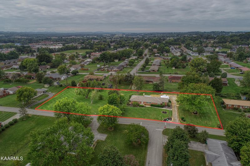 513 White Ave, Morristown, TN 37814