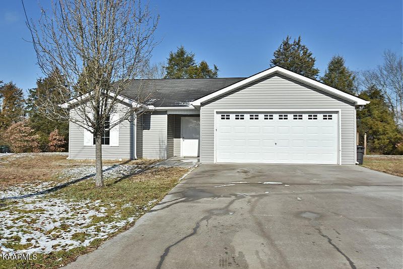 5133 Cedar Knoll Ln, Corryton, TN 37721