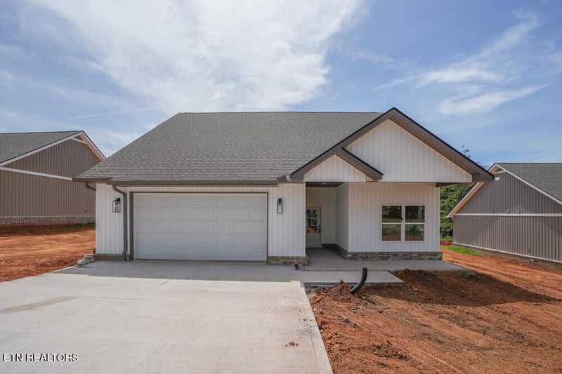 5137 Gregory Rd, Greenback, TN 37742