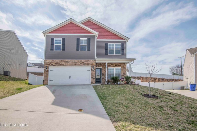 514 Cliff St, Morristown, TN 37814