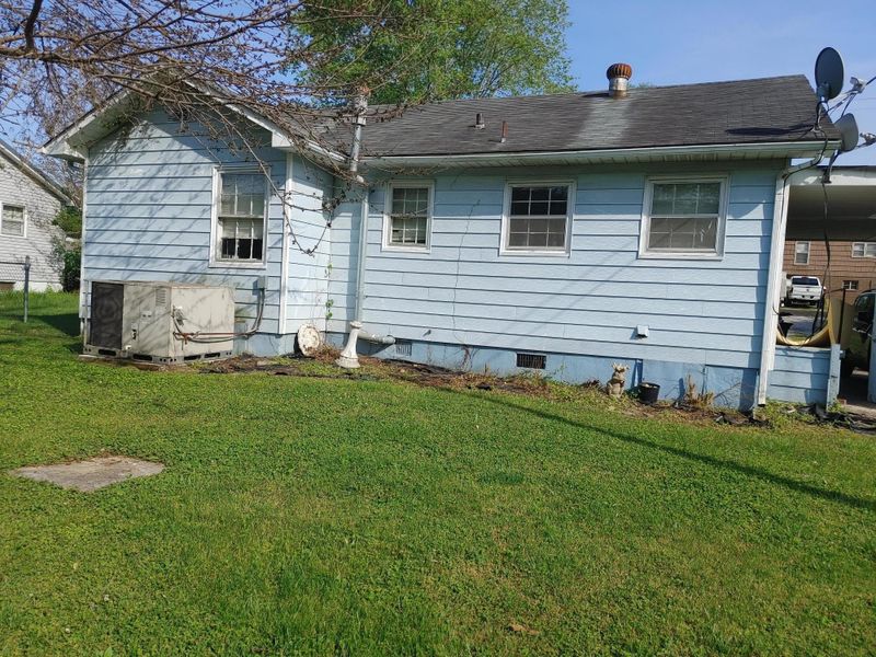 514 Eblen Dr, Harriman, TN 37748