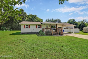 514 Evergreen St, Harriman, TN 37748