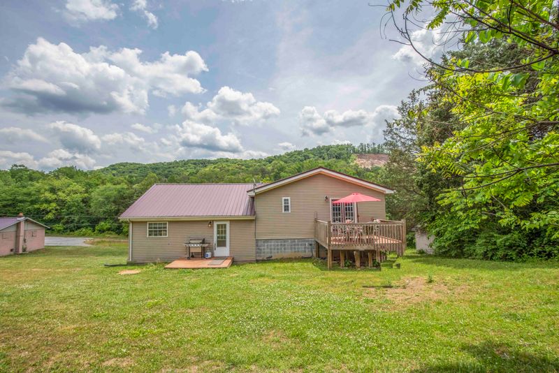 514 Loyston Rd, Maynardville, TN 37807