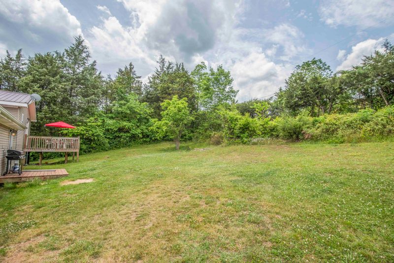 514 Loyston Rd, Maynardville, TN 37807