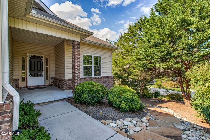 514 Mingo Ln, Loudon, TN 37774