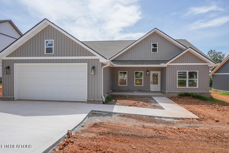 5141 Gregory Rd, Greenback, TN 37742
