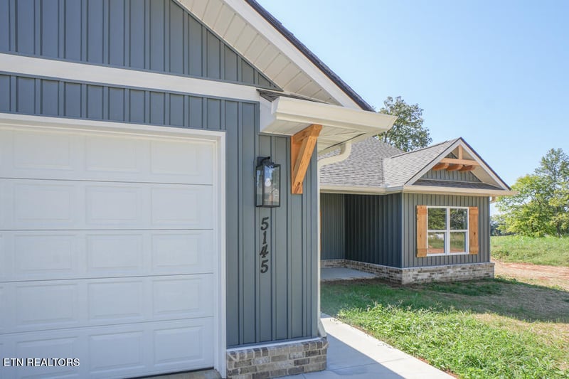 5145 Gregory Rd, Greenback, TN 37742