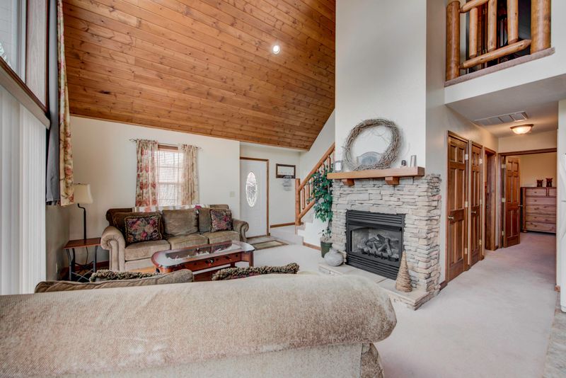 515 Perry Smith Ln, Caryville, TN 37714