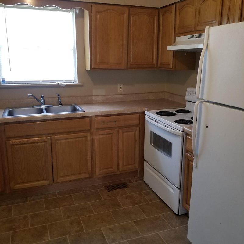 515 S Kingston St, Wartburg, TN 37887