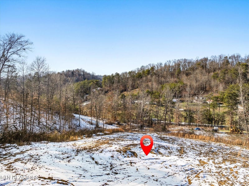 515 Wallace Rd, Luttrell, TN 37779