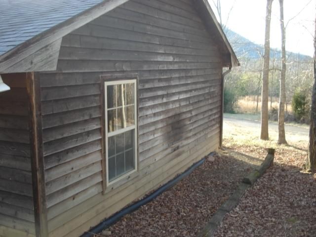 5150 Circle Rd, Corryton, TN 37721