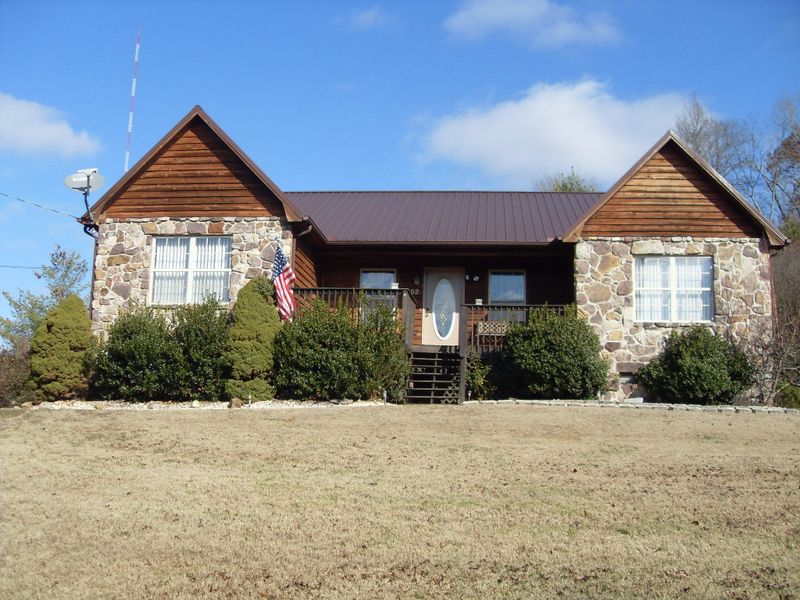 5152 Circle Rd, Corryton, TN 37721